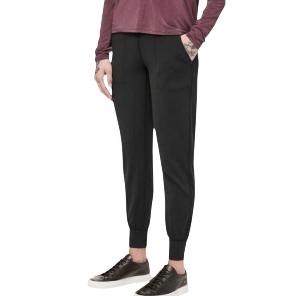LULULEMON ATHLETICA "Align Jogger '28"" in Black Size 2"